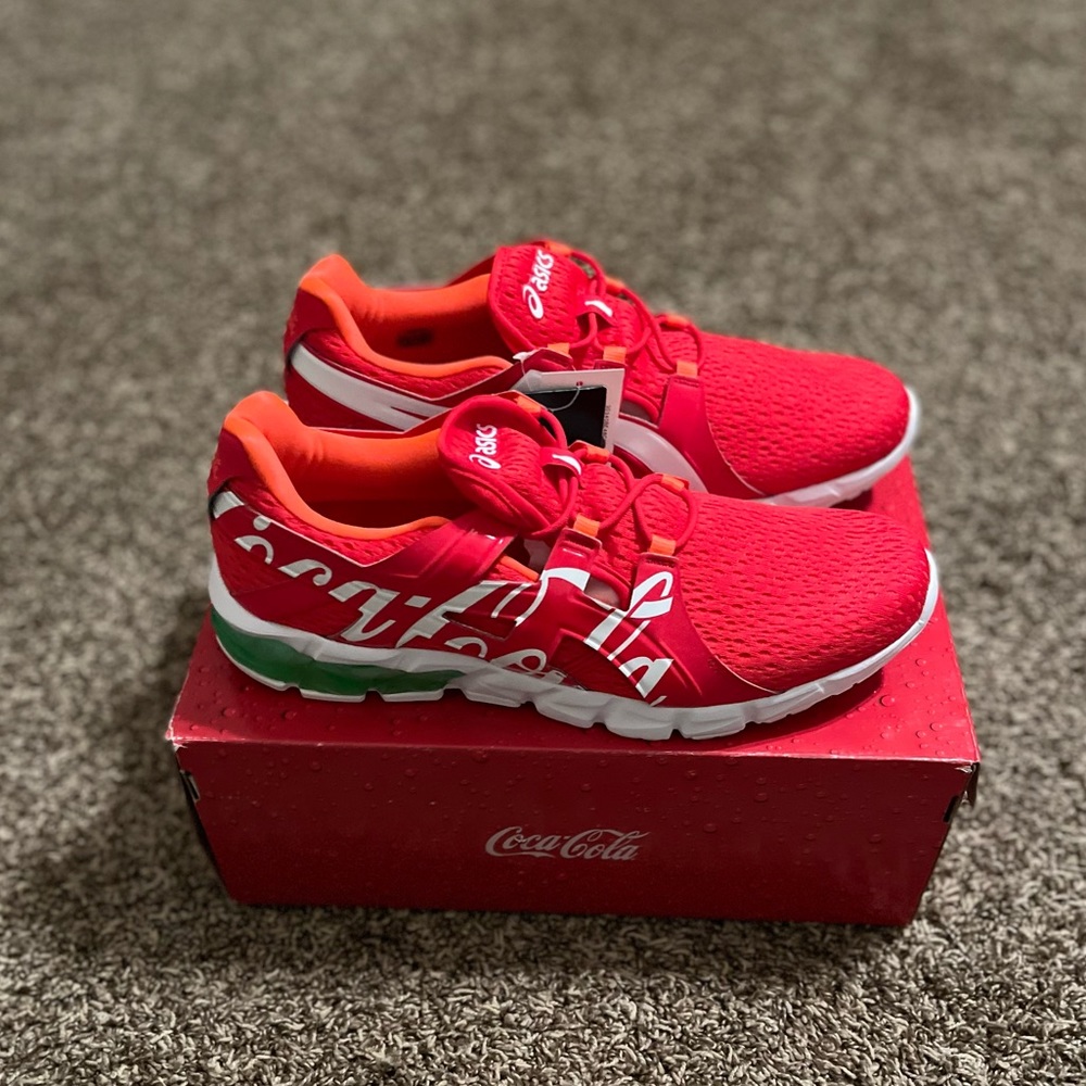 New Mens ASICS  COCA-COLA X GEL QUANTUM 90